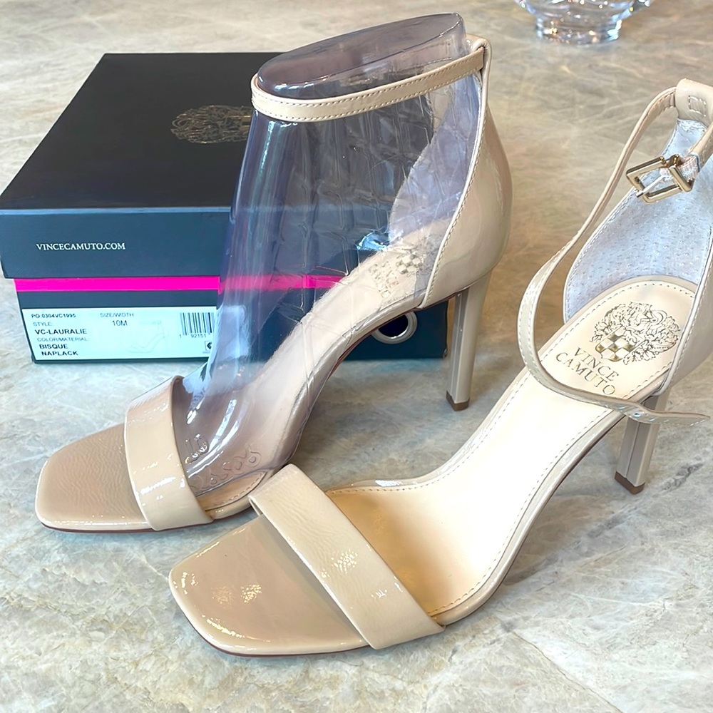 NWT Vince Camuto Lauralie strap heel sandal nude patent size 10